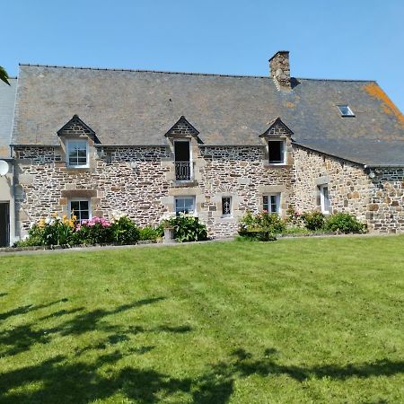Le Manoir De La Pichardiere Cherrueix Exterior photo